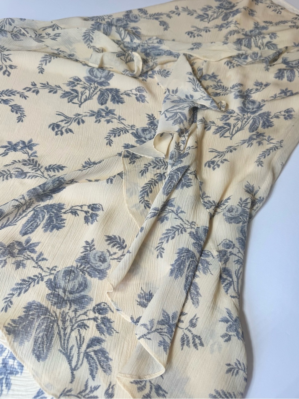 Lauren Ralph Lauren 100% Silk Floral Ruffle Asymmetrical Midi Skirt Size 8 - Picture 3 of 7